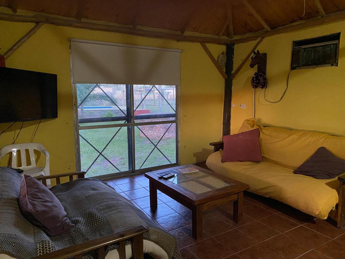 Los Tres Chiflados Chascomus Exterior photo