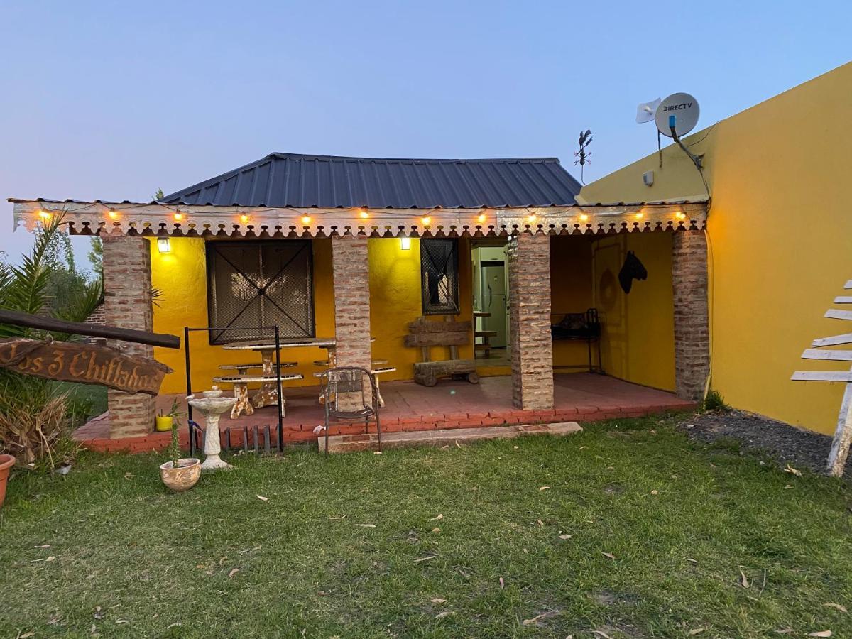 Los Tres Chiflados Chascomus Exterior photo